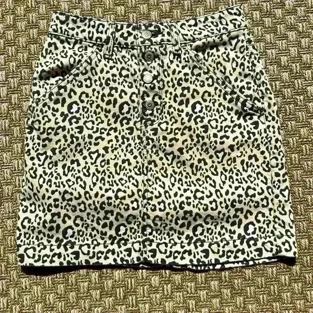 Hollister Ultra High-Rise Mini Skirt